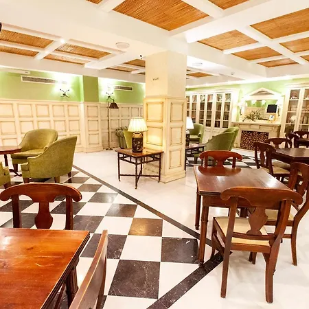 Alfonso Viii Hotel