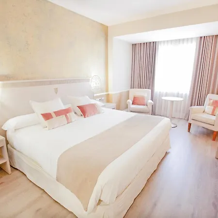 Alfonso Viii Hotel 4*