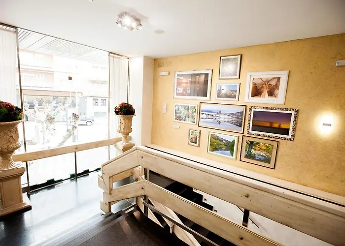 Hotel Alfonso Viii 4*